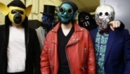 X-Faktor: maszk nélküli kép került elő a Tha Shudras frontemberéről