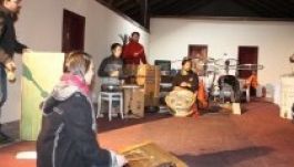 Akik meghallják a zenét a tárgyakban