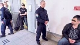 Életfogytiglant is kaphatnak a Bara Józsefet agyonverő rendőrök