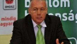 Borbély: az RMDSZ megszavazhatja az átalakított kormányt