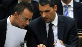 Tíz órás a munkaidő a magyar Miniszterelnökségen és külügyben