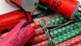 Börtönbe is kerülhet, aki petárdázik