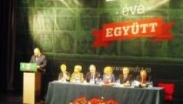 Az ellenzékbe vonulásról készül dönteni az SZKT