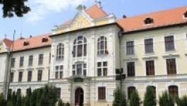 A Maros megyei prefektus megóvta a katolikus gimnázium jegyzékbe vételét