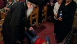 A megszállott egyiptomiakért kopt és muszlim ördögűzők versengenek