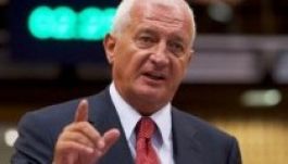 Frunda György: Victor Ponta tanácsosa maradok