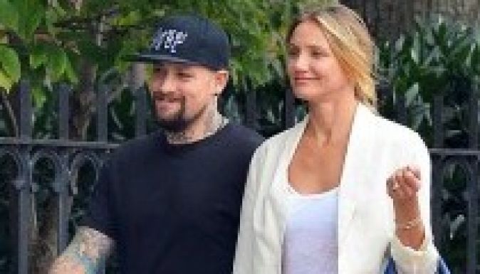 Bekötötték a 42 éves Cameron Diaz fejét