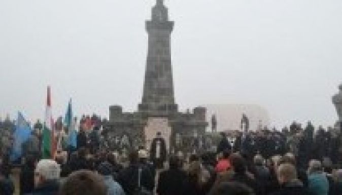 A magyar kormány támogatásával újul meg a madéfalvi emlékmű