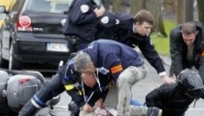 Két túszdráma Franciaországban (percről-percre)