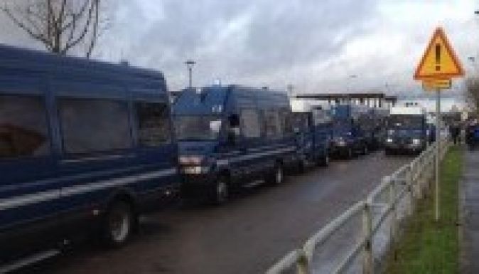 Hatalmas rendőri készültség Dammartin-en-Goele településnél