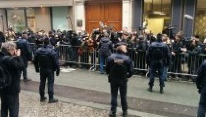 A Charlie Hebdo beköltözött a Libération szerkesztőségébe