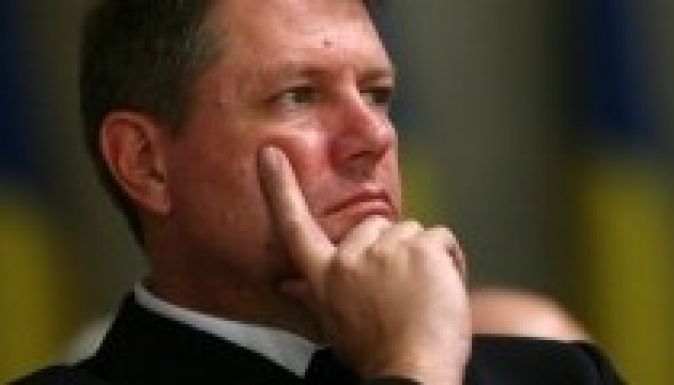 Johannis is részt vesz a párizsi megemlékezésen