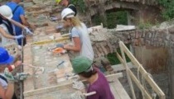 Idén is lehet építettörökség-felújítást tanulni Bonchidán