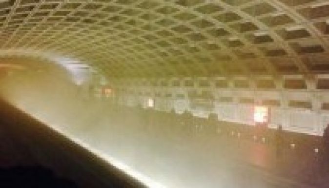 Gyilkos füst lepett el egy forgalmas washingtoni metróaluljárót