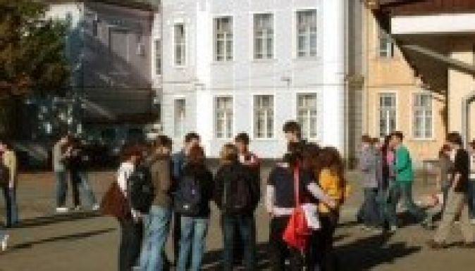 A diákok szerint alapvető emberi jogokat sért az iskolai szabályzat