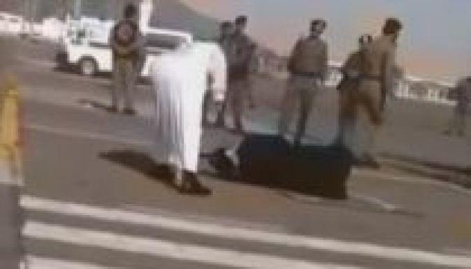 A nyílt utcán fejeztek le egy nőt a szaúd-arábiai Mekkában