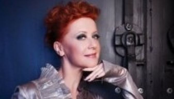 Csupán csak Eszenyi Enikő pályázik a Vígszínház igazgatói posztjára