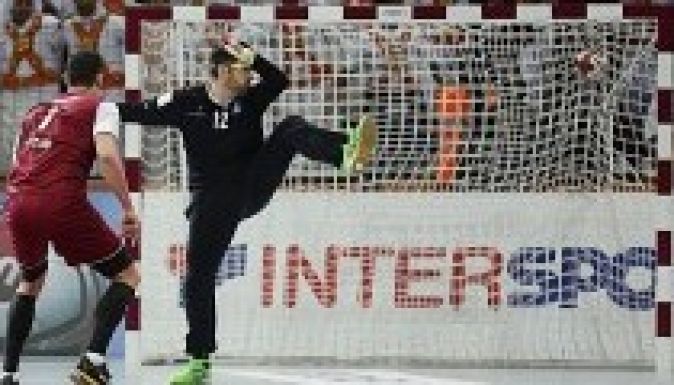 Férfi kézi-vb: negyeddöntős az összevásárolt katari válogatott