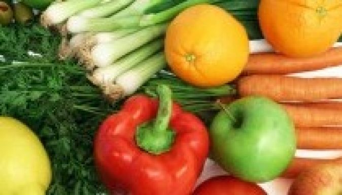 Kilenc hónapra elítélték a gyerekeit egészséges étkezésre fogó apát