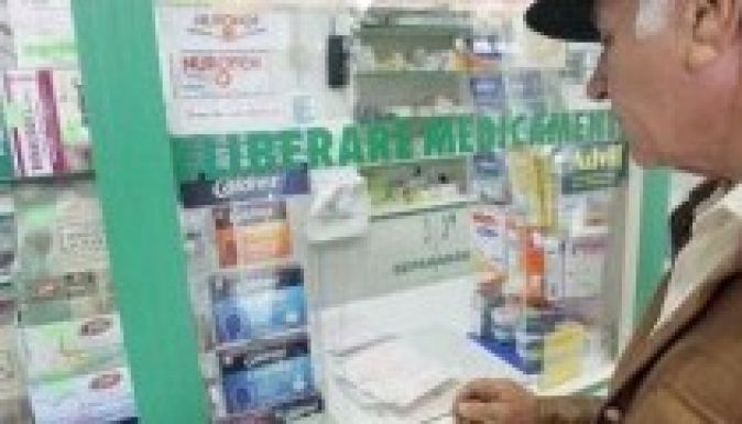 Vizet forgalmazott orvosság helyett a lebuktatott gyógyszermaffia
