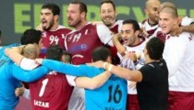 Lengyel-katari és spanyol-francia elődöntő a kézi-vb-n