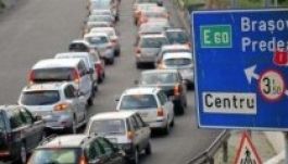 A magyaroknál többet autóznak naponta a romániaiak