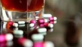 Tényleg veszélyes antibiotikumos kezelés alatt az alkohol?