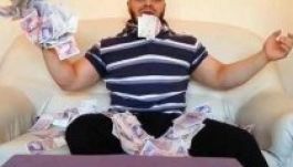 Ismét a brit sajtó sztárja lett a 