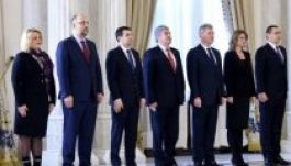 Egyezményt írtak alá a pártok védelmi költségvetés növeléséről