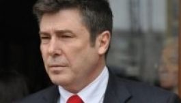 Román politikusra is lecsapott Szeghalmi Csilla