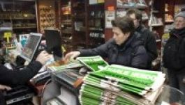 Viszik, mint a cukrot a Charlie Hebdo friss számát (GALÉRIA)