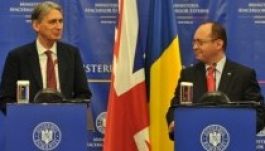 Putyinnak üzent Bukarestből a brit külügyminiszter