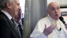 Ebben az esetben kezdene el Ferenc pápa pofozkodni