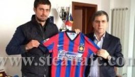 Részeges játékost és új címeres mezt mutatott be a Steaua