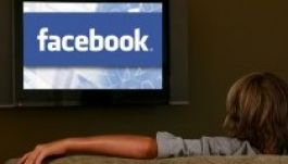 Lassan tévézni is a Facebookon fogunk