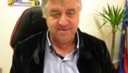 Közlekedési bírságok betiltásával kampányolt Temesrékás polgármestere