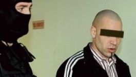 Megfenyegette a bírót a négyszeres gyilkosság erdélyi vádlottja