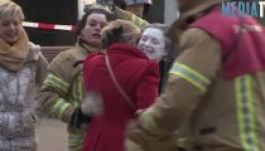 Majdnem az életével fizetett egy művésznő az őrült performanszáért (VIDEÓ)