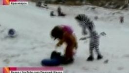 Ismét rajzfilmfigurák bunyóztak Oroszországban (VIDEÓ)