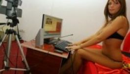 Romániában a legvirágzóbb üzlet a szexchat-szolgáltatás