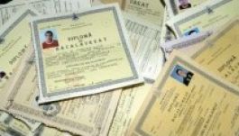 Hat hónap késéssel kezdik kiosztani az érettségi okleveleket