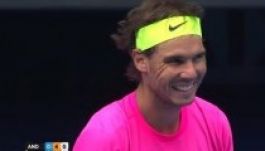 Jót nevetett saját kicsinyességén Nadal (VIDEÓ)