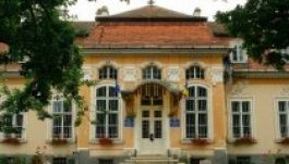 Eladásra kínálnak két erdélyi magyar történelmi kastélyt