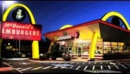 Estek az eladások, távozik a McDonald's vezérigazgatója