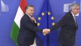 Jimmy Kimmel is Orbán kézfogásán poénkodott