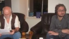 Cserna Szabó András írót látta vendégül a váradi Törzsasztal