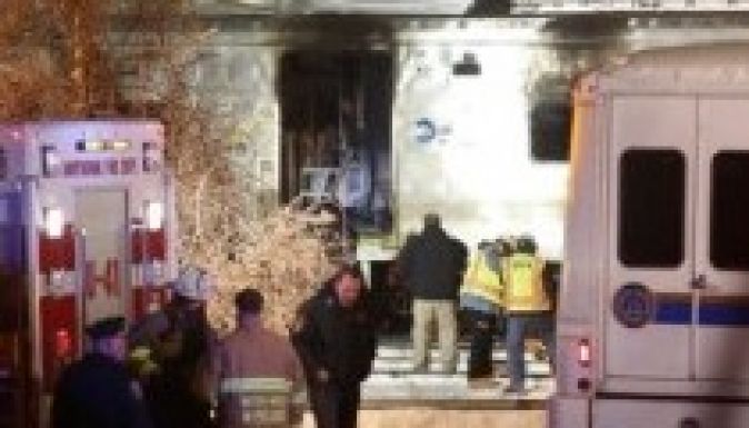 Hat ember halt meg egy New York melletti vasúti balesetben