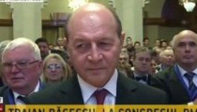 Traian Băsescu a PMP-kongresszus ünnepelt meghívottja