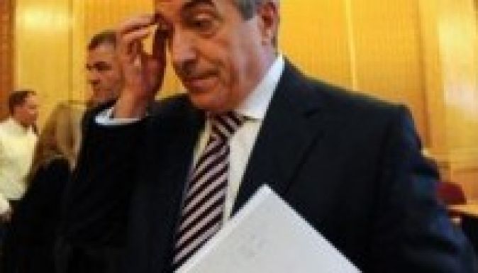 A szenátus elnöke nem akar „ügyészköztársaságot”