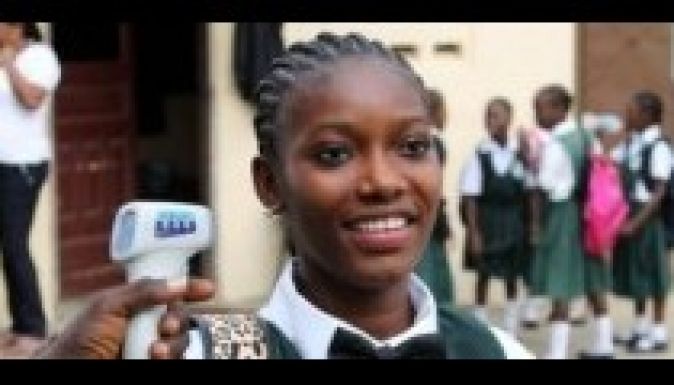 Hat hónap után újra van oktatás a libériai iskolákban